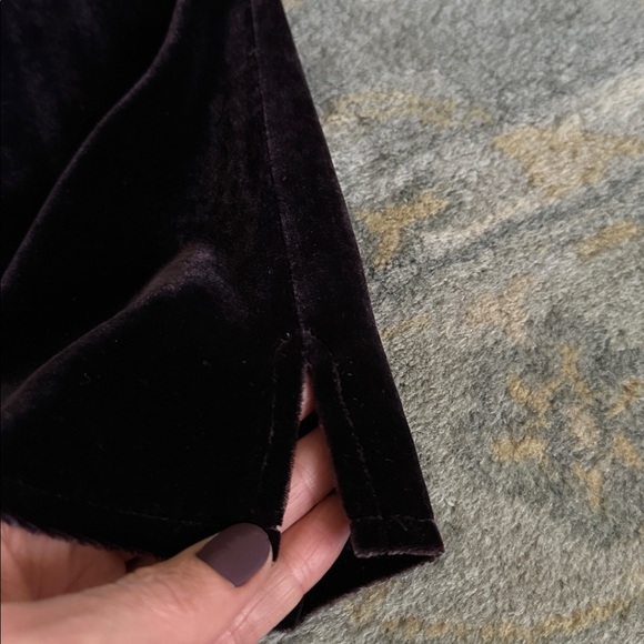 Eileen Fisher velvet cowl neck sleeveless top - Picture 8 of 8